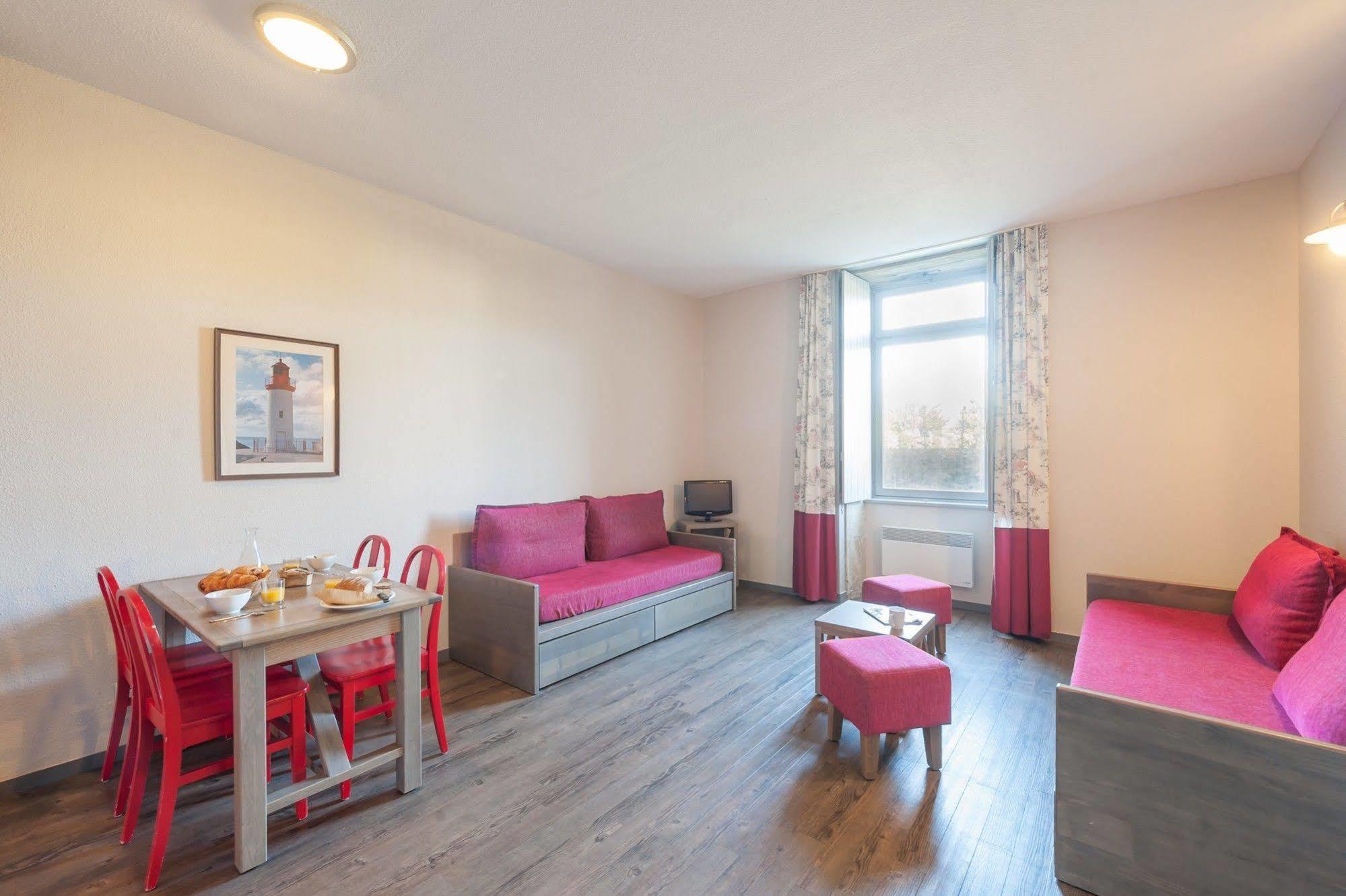 Residence Pierre & Vacances Le Fort De La Rade Іль-д'Екс Екстер'єр фото